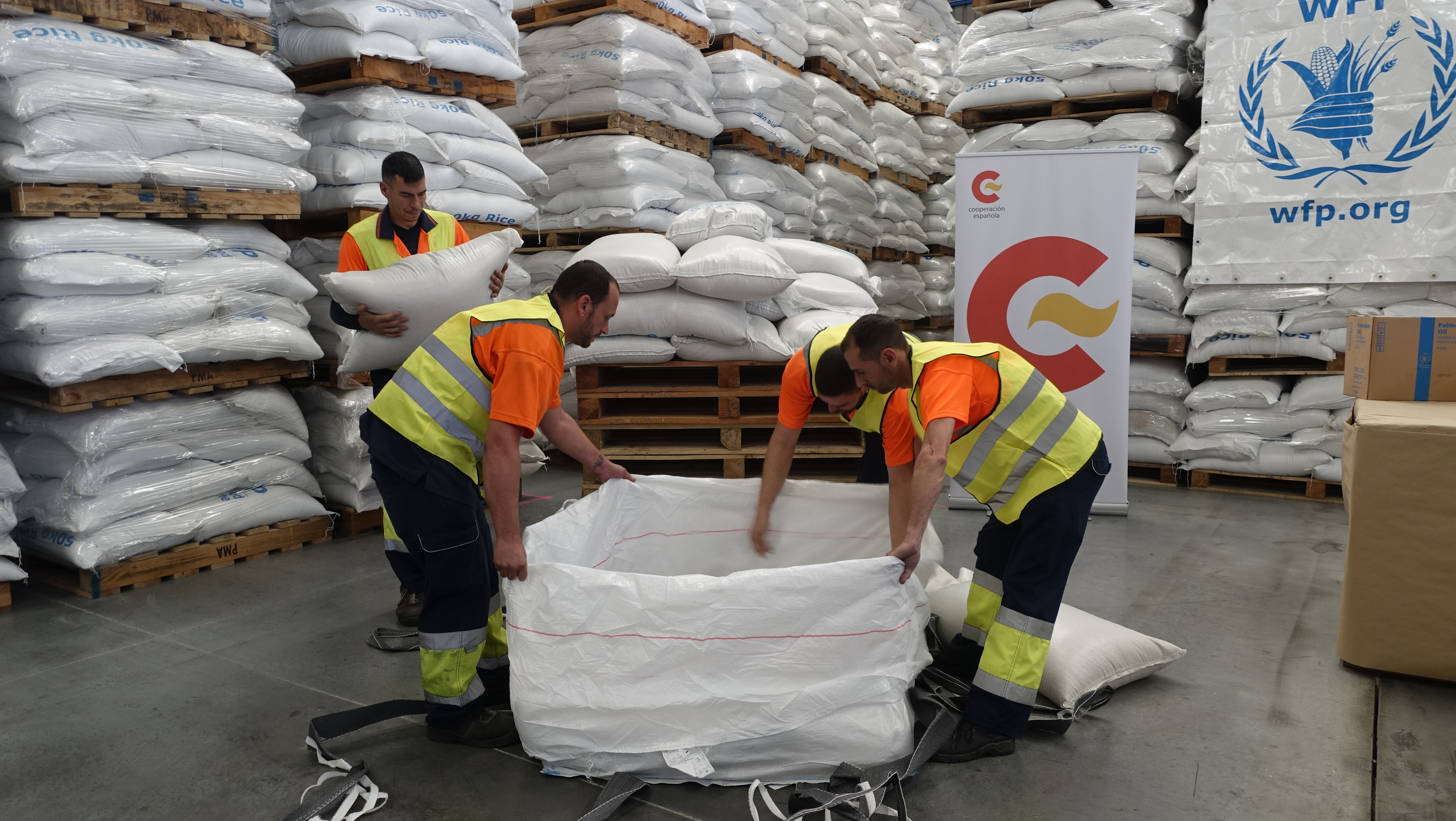Brillar Nueva Zelanda Corta vida España renueva su apoyo a la base logística del Programa Mundial de  Alimentos en Las Palmas de Gran Canaria para reforzar la capacidad de  respuesta a las crisis alimentarias en África occidental 