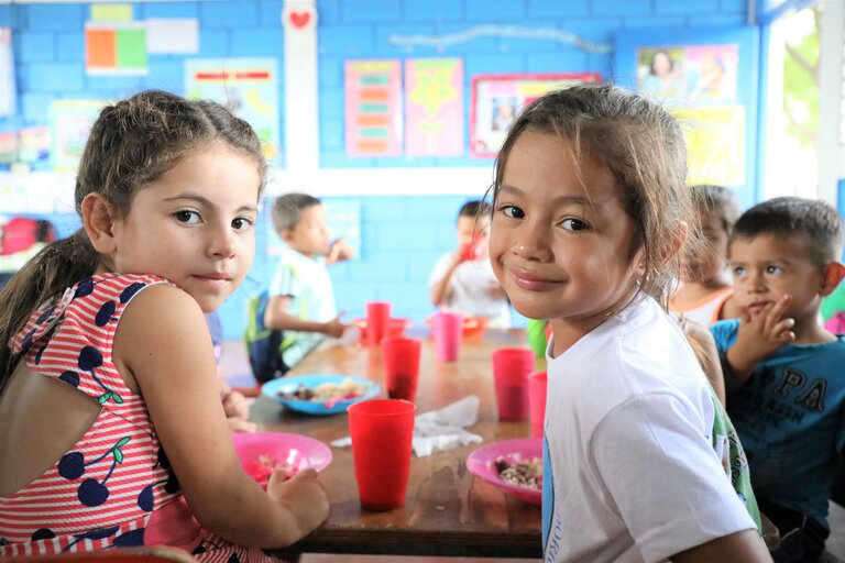 10 consideraciones para un regreso seguro a escuelas en América Latina y el Caribe