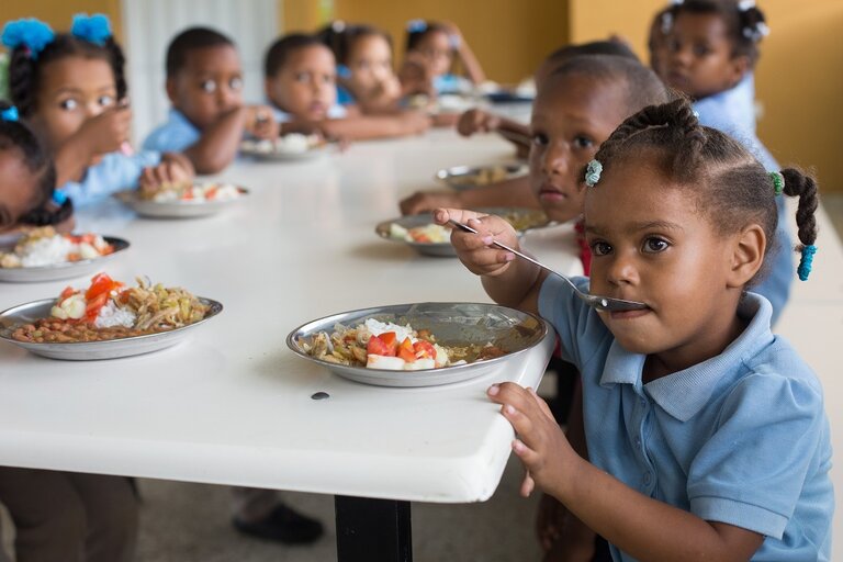 ONU respalda decisión de la República Dominicana de continuar suministro de alimentos a través del Programa de Alimentación Escolar