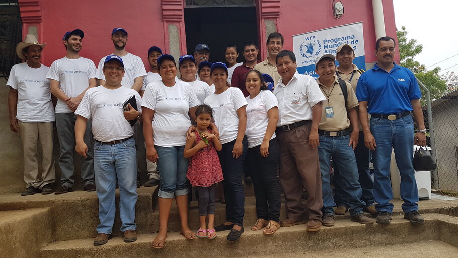 Comprueban el Impacto de Proyecto que Apoya a Pequeños Agricultores en el Corredor Seco