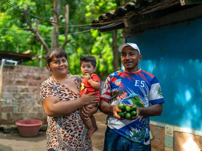 The program is not only providing vegetables and subsistence to María, Edgar, and their grandson, living in the Dry Corridor but is also changing their lives.   