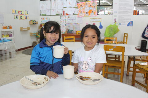 Comidas calientes: nutrición con sabor a hogar en las escuelas del Perú