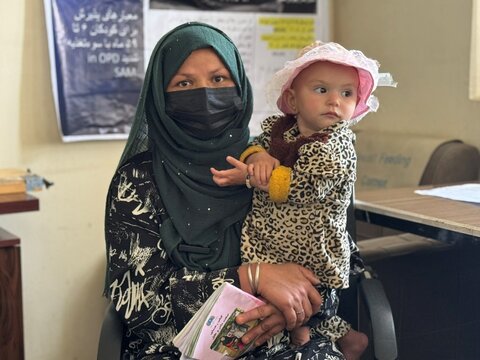 El salvavidas del Programa Mundial de Alimentos que mantiene a flote a las familias en medio de la silenciosa emergencia de desnutrición que sufre Afganistán