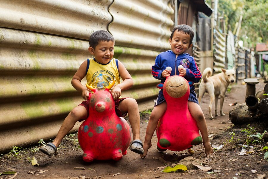 Los programas de alimentación escolar en El Salvador ayudan al desarrollo de los niños y niñas.  Foto: WFP/Archivo