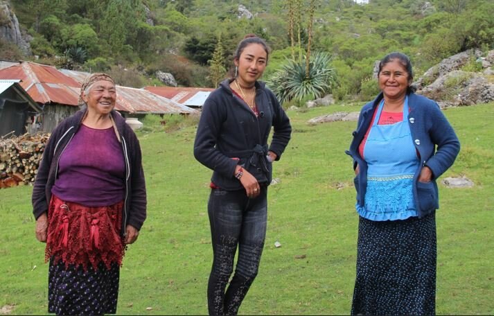 Silvestre Figueroa, Carolina Galicia y Bernabela Cifuentes son liderezas en sus comunidad en Guatemala.