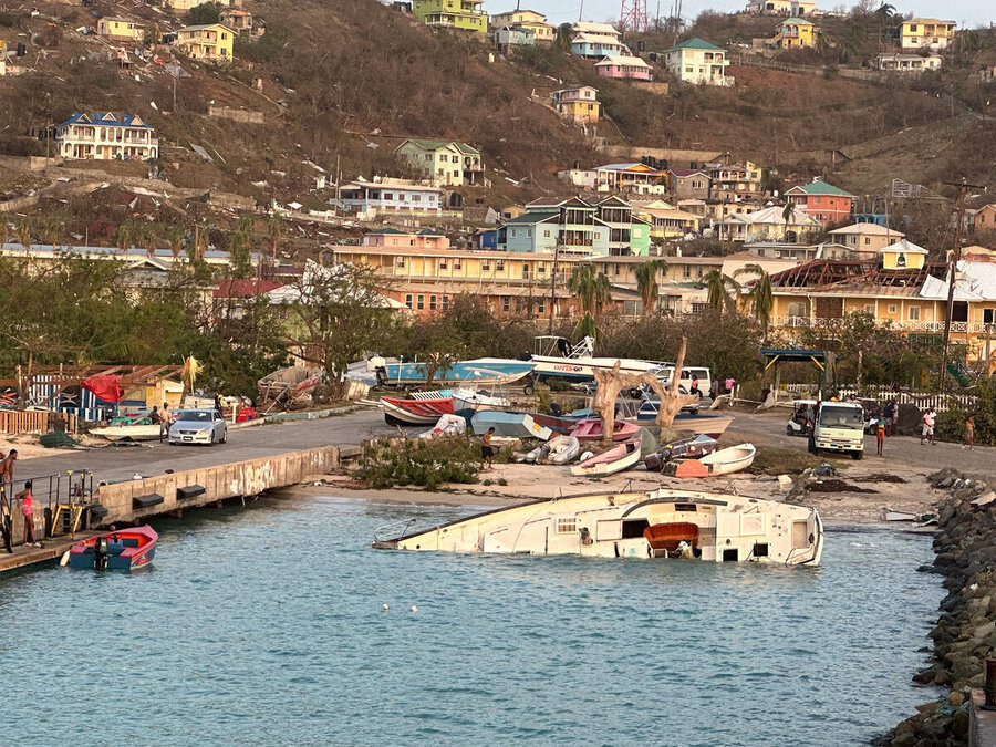 Imagen tomada en el puerto de la Isla Unión en San Vicente y las Granadinas dos días después del paso del huracán Beryl el 1 de julio de 2024.