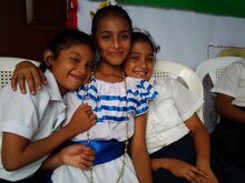 Donación de Brasil y Australia para la merienda escolar de niños nicaragüenses