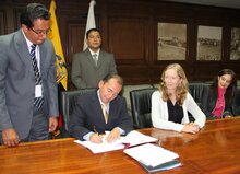 Ecuador: Firman convenio sobre seguridad alimentaria