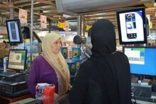 WFP introduce una innovadora tecnología de reconocimiento del iris para prestar asistencia alimentaria a refugiados sirios en el campo de Zaatari